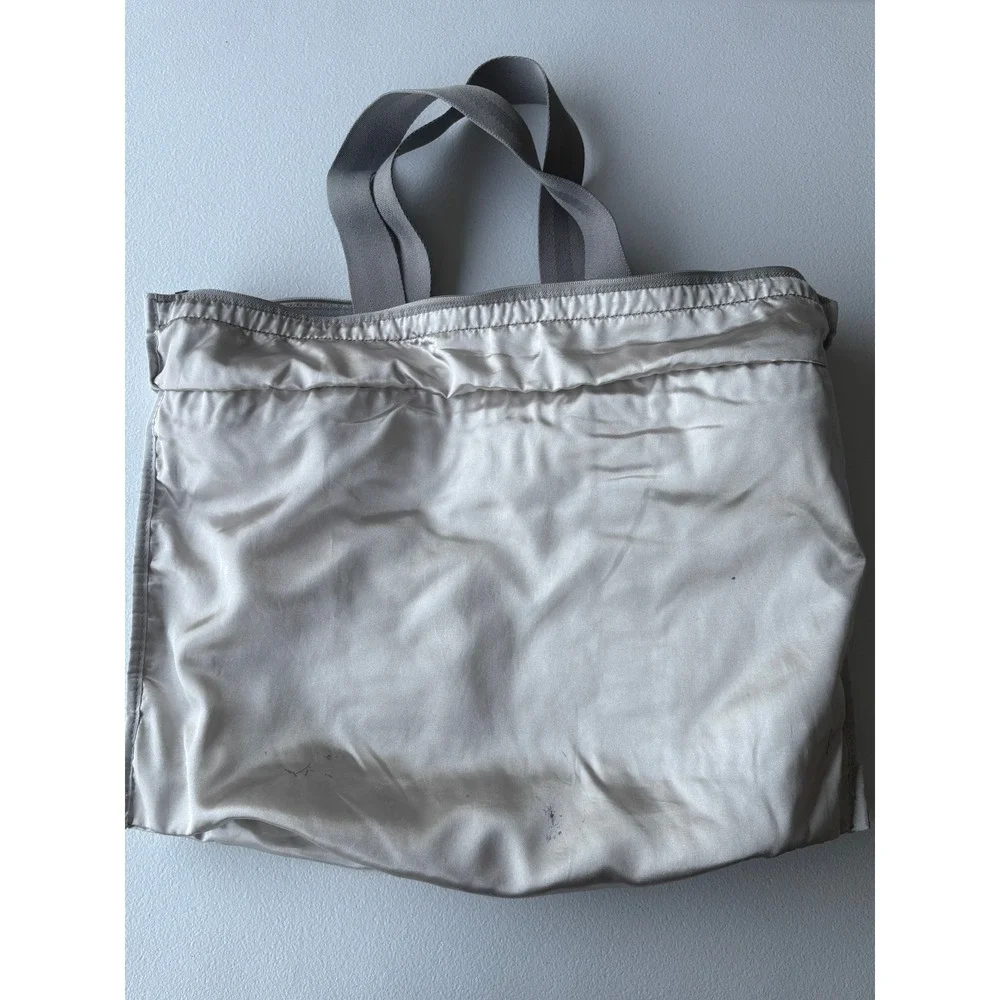 LeSportsac Large Nylon Tote Bag Multi Color Stripe Zip Top Shoulder Bag Grey